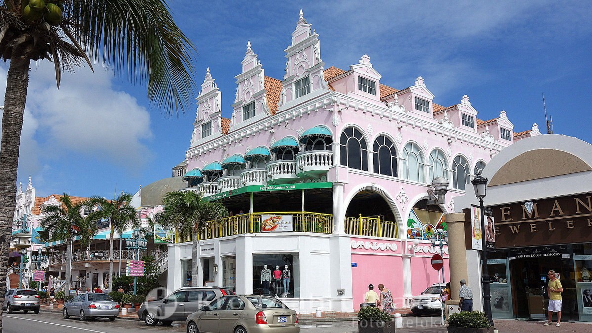 aruba royal plaza